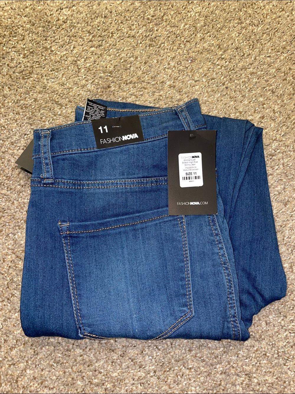 Fashion Nova Women’s skinny jeans